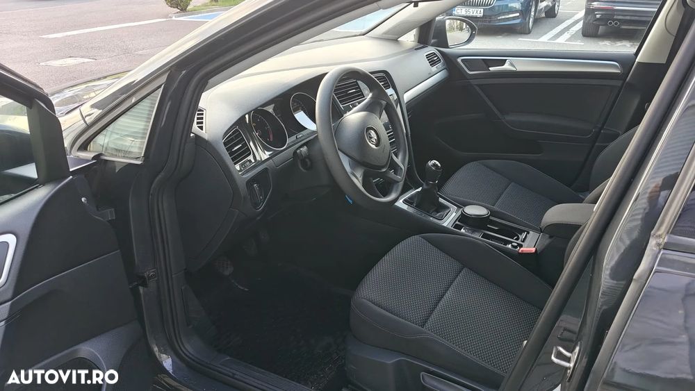 Volkswagen Golf 1.6 TDI Trendline - 9