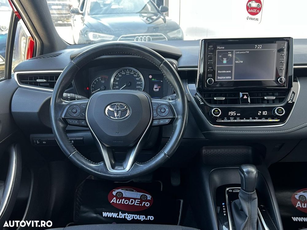 Toyota Corolla - 10