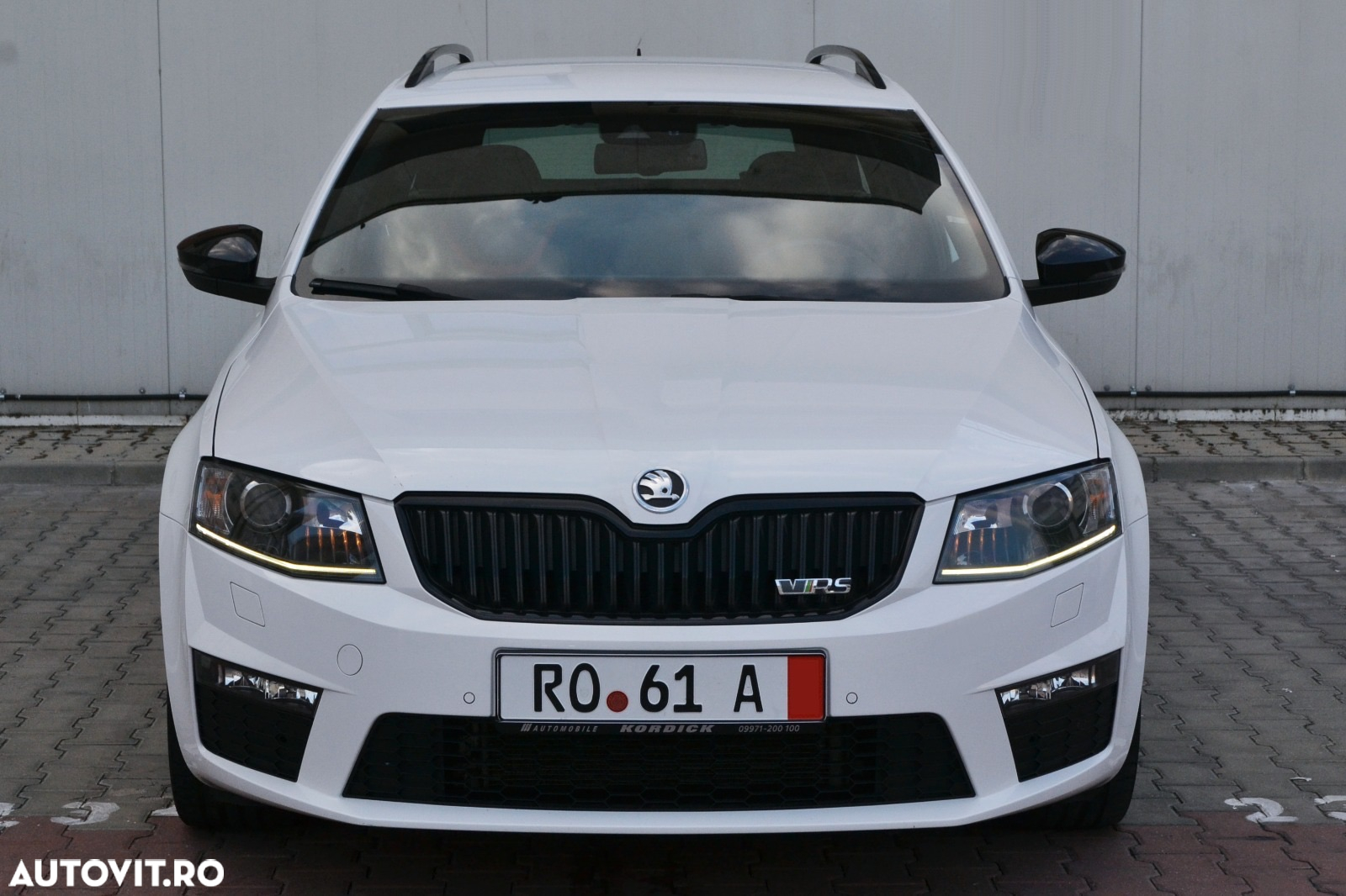 Skoda Octavia 2.0 TDI DSG RS - 12