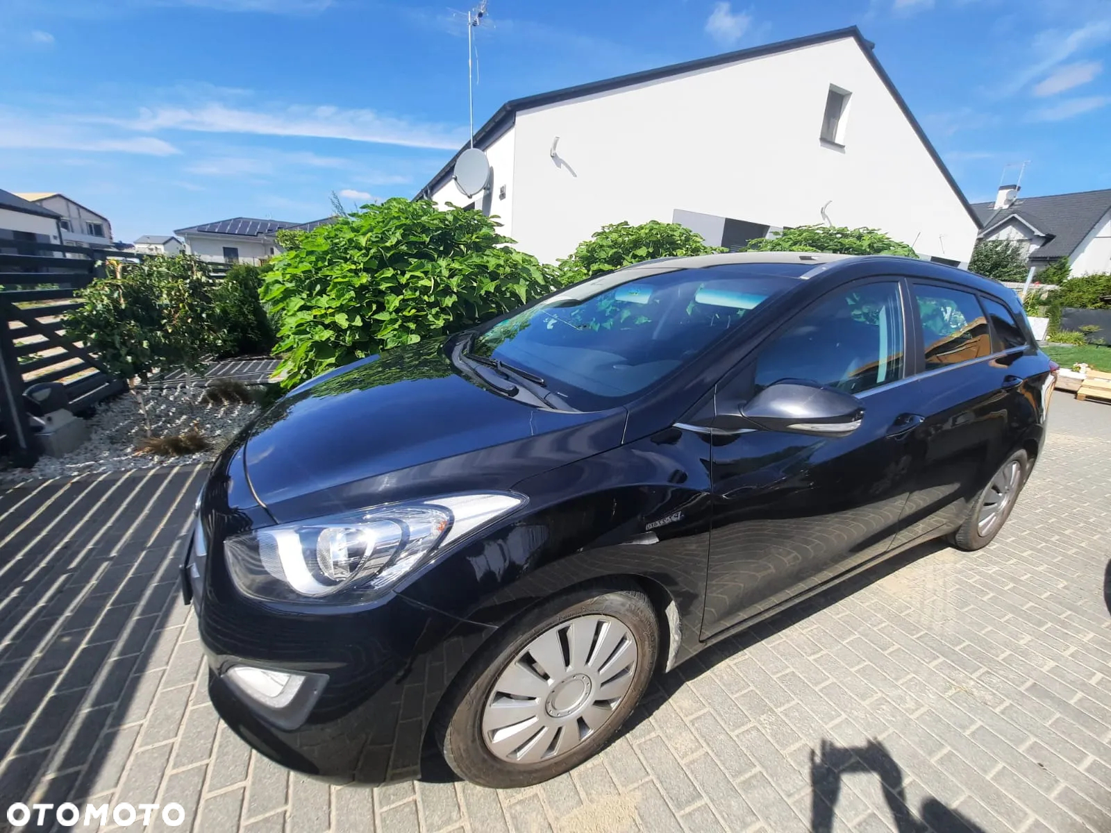 Hyundai i30 1.6 CRDi BlueDrive Premium DCT - 3