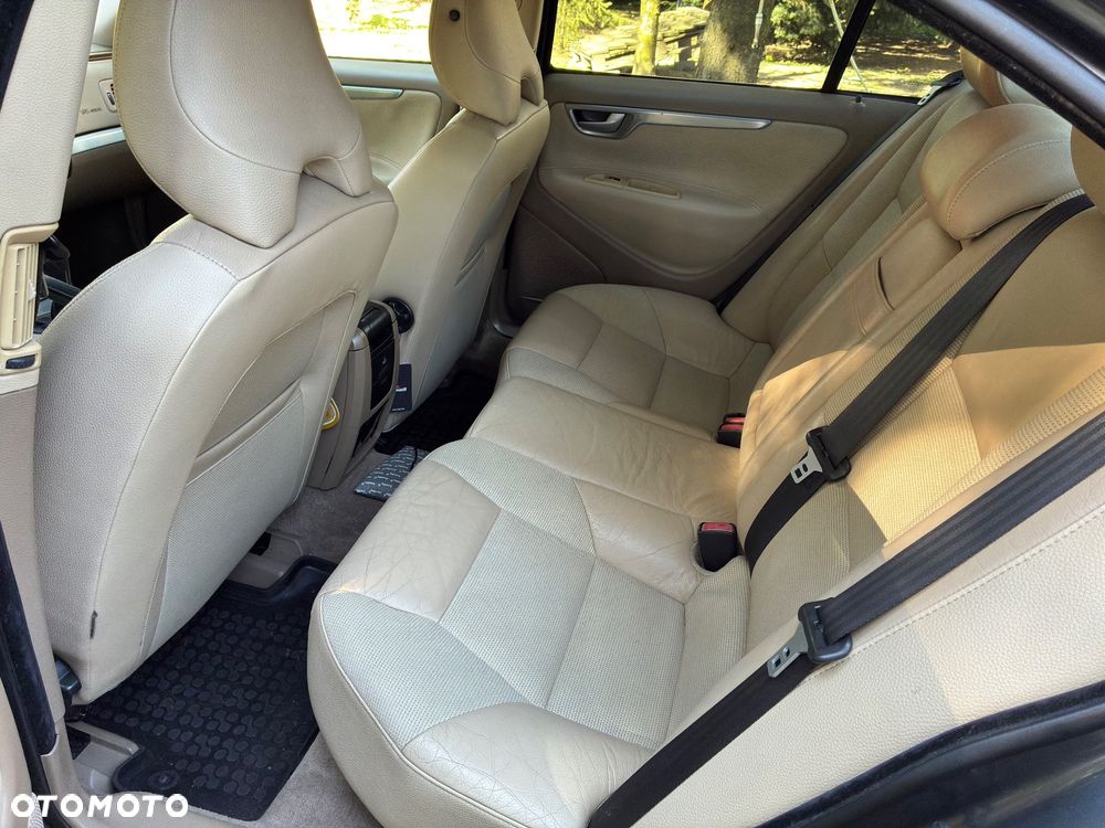 Volvo S60 2.4D5 Diament - 13