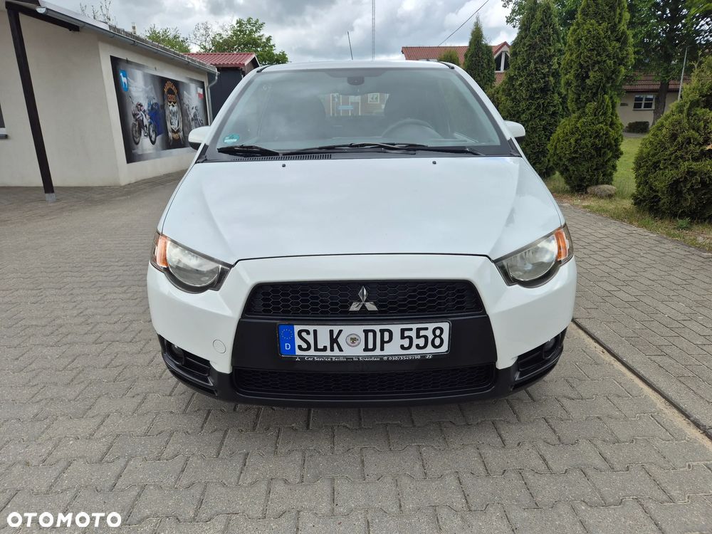 Mitsubishi Colt 1.1 - 11