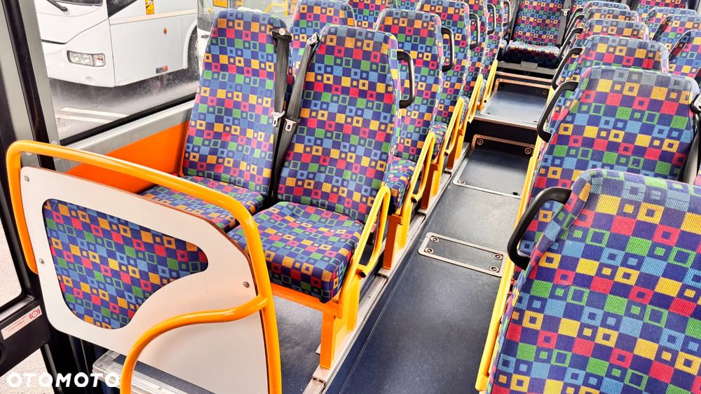Irisbus Recreo Crosway / 61+1miejsc / CENA: 48000zł netto - 16