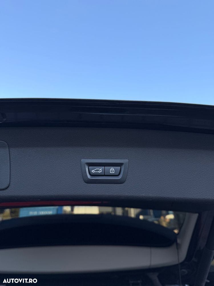 BMW X1 xDrive25d AT Sport Line - 12