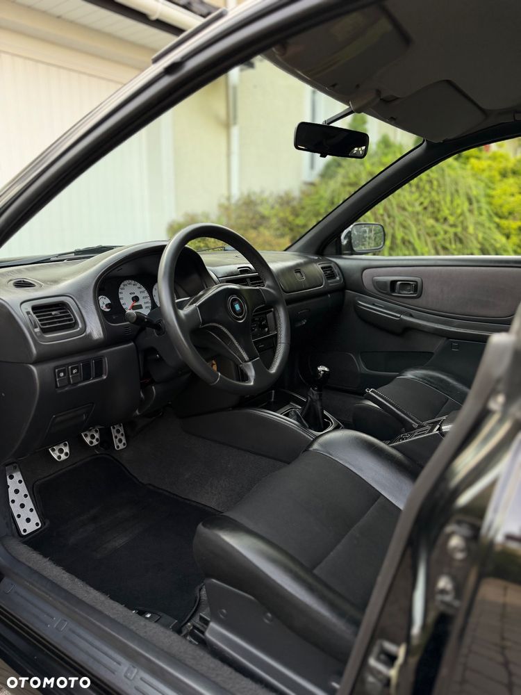 Subaru Impreza 2.0 GT - 27