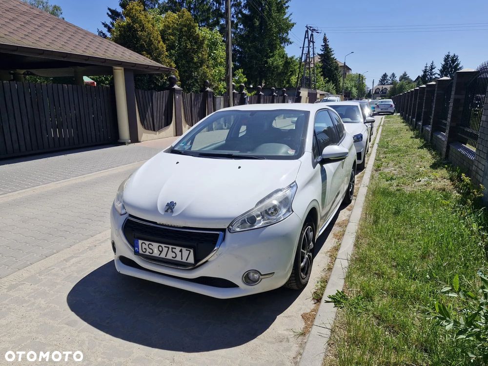 Peugeot 208 PureTech 82 Active - 1