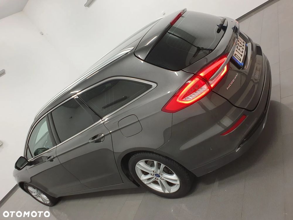 Ford Mondeo 2.0 TDCi Titanium PowerShift - 30