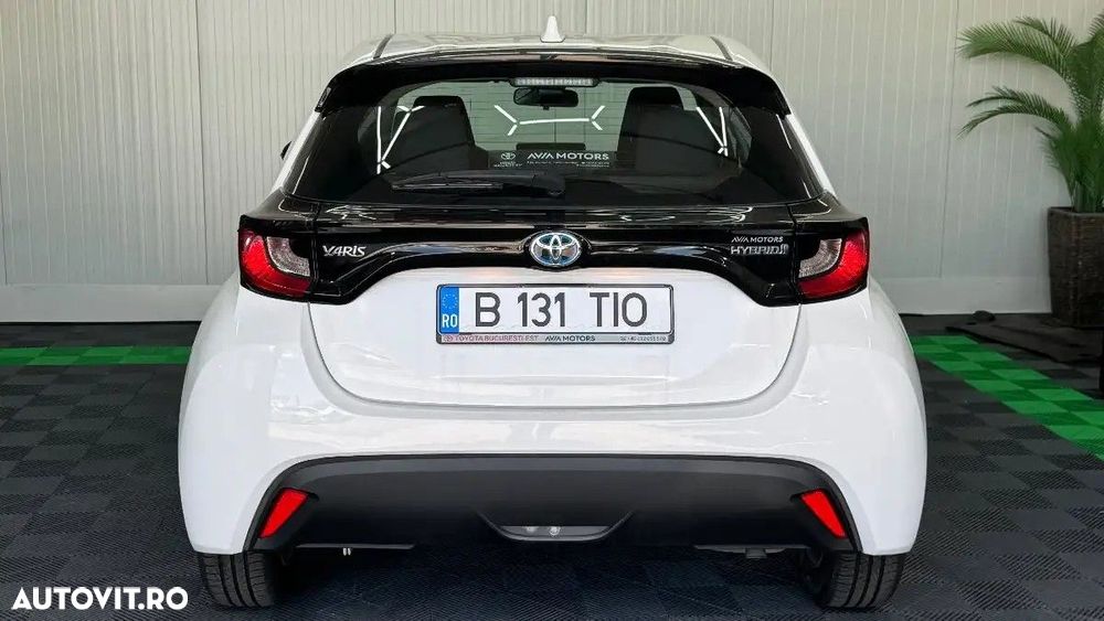 Toyota Yaris 1.5 VVT-i HSD Active - 17