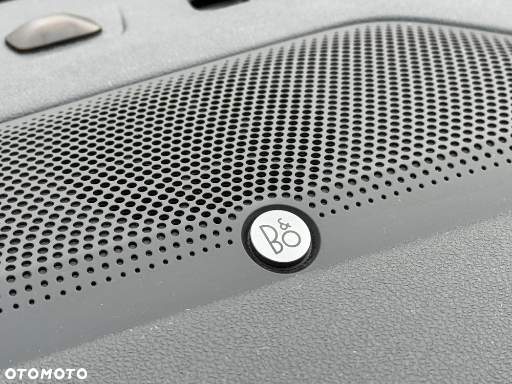 Ford Kuga 1.5 EcoBoost FWD ST-Line X - 28