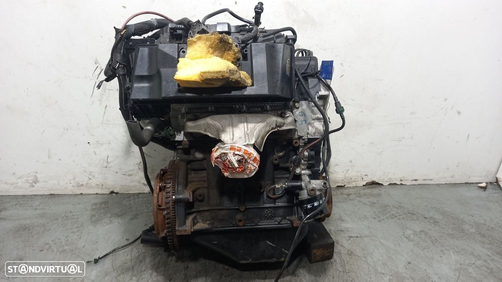 MOTOR COMPLETO RENAULT CLIO II 2003 -D4B712 - 1