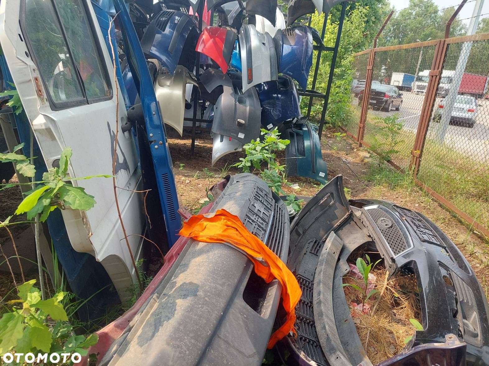 ZDERZAK PRZÓD + PAS PRZEDNI VOLKSWAGEN LT 46 - 6