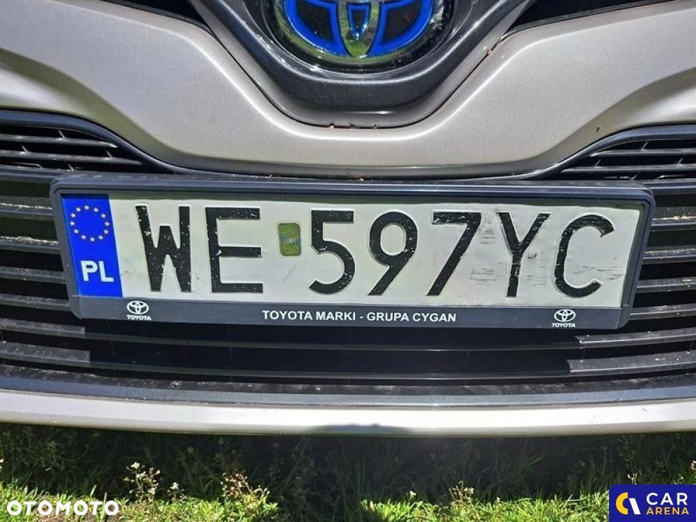 Toyota Camry - 11