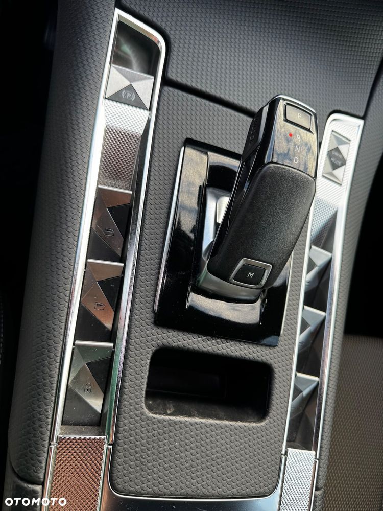 DS Automobiles DS 7 Crossback - 33