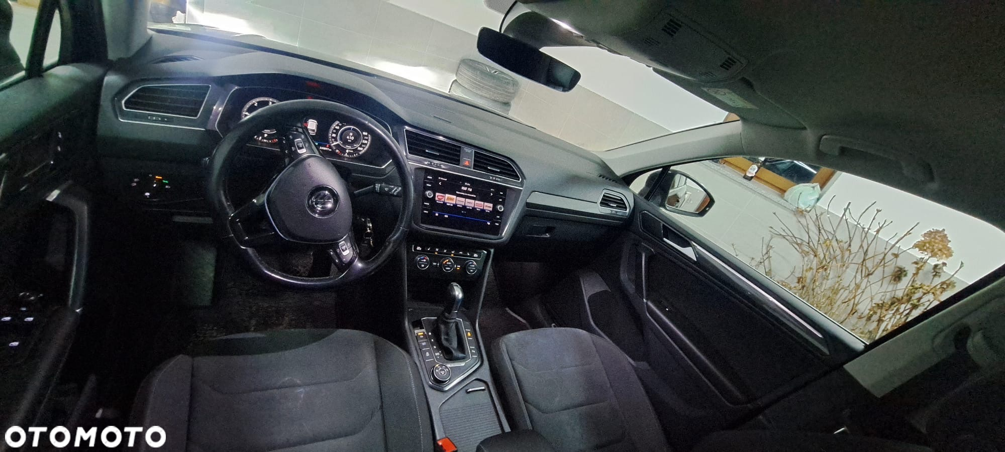 Volkswagen Tiguan 2.0 TDI SCR 4Mot R-Line DSG - 29