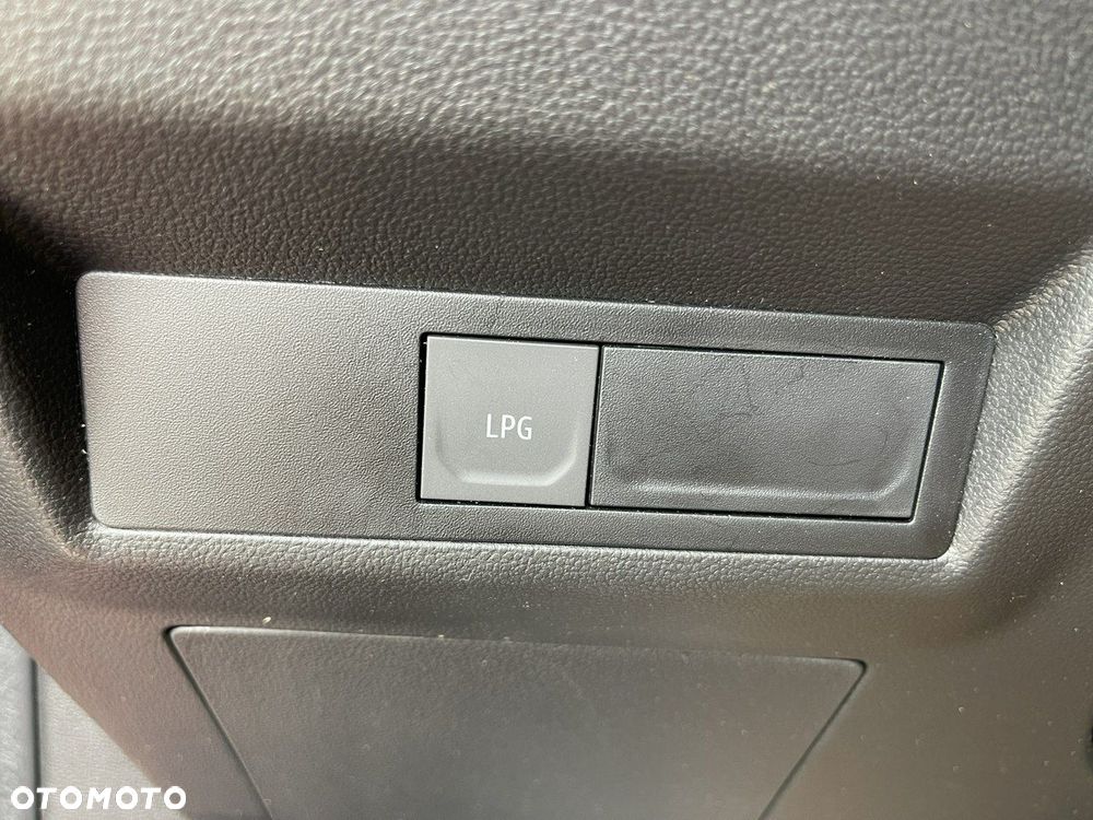 Renault Captur TCe 90 EVOLUTION - 11