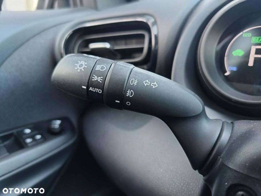 Toyota Yaris Cross Hybrid 1.5 Comfort - 20