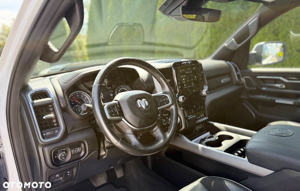 RAM 1500 Crew Cab Laramie - 17