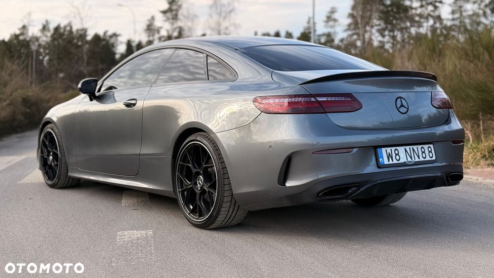 Mercedes-Benz Klasa E - 8