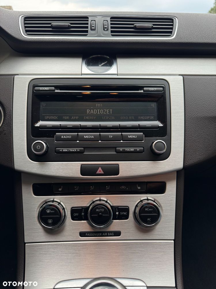 Volkswagen Passat 2.0 TSI Highline - 11