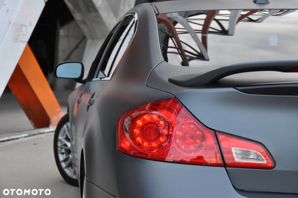 Infiniti G 3.5 - 16