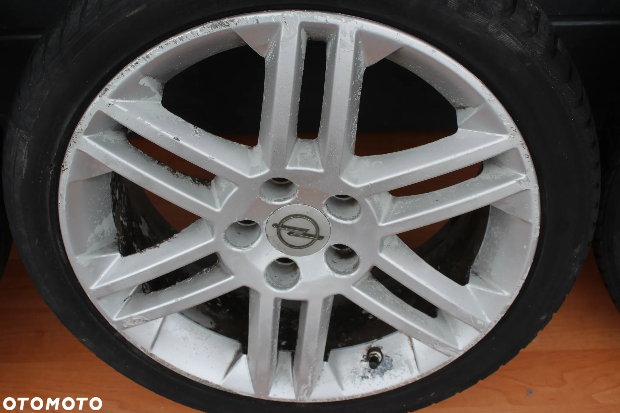 KOŁA FELGI ALUMINIOWE OPONY OPEL VECTRA C ASTRA H ZAFIRA B SIGNUM 17" 5x110 ET41 - 9