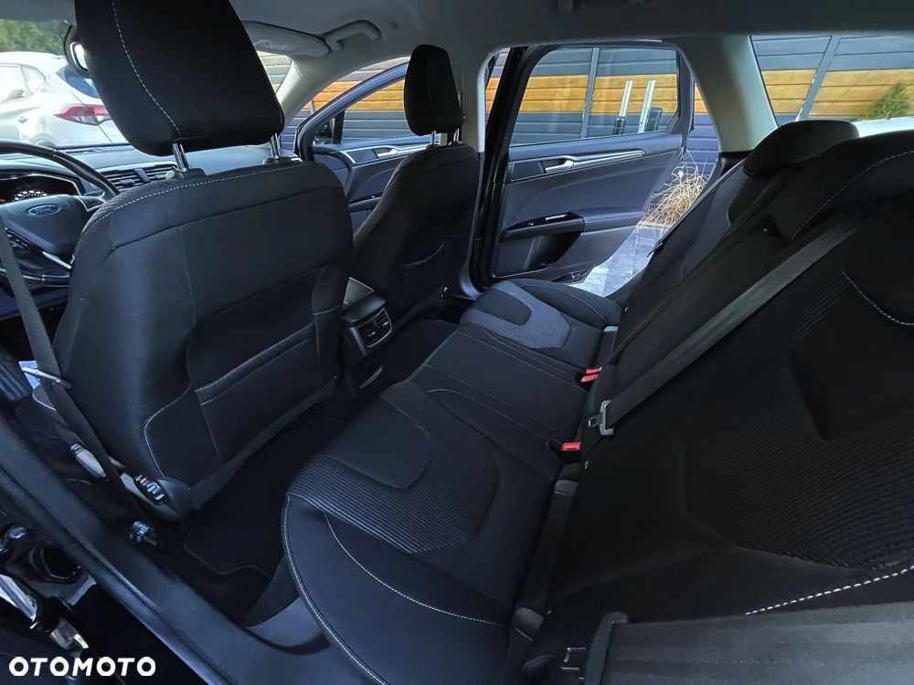 Ford Mondeo 2.0 EcoBlue Titanium - 20