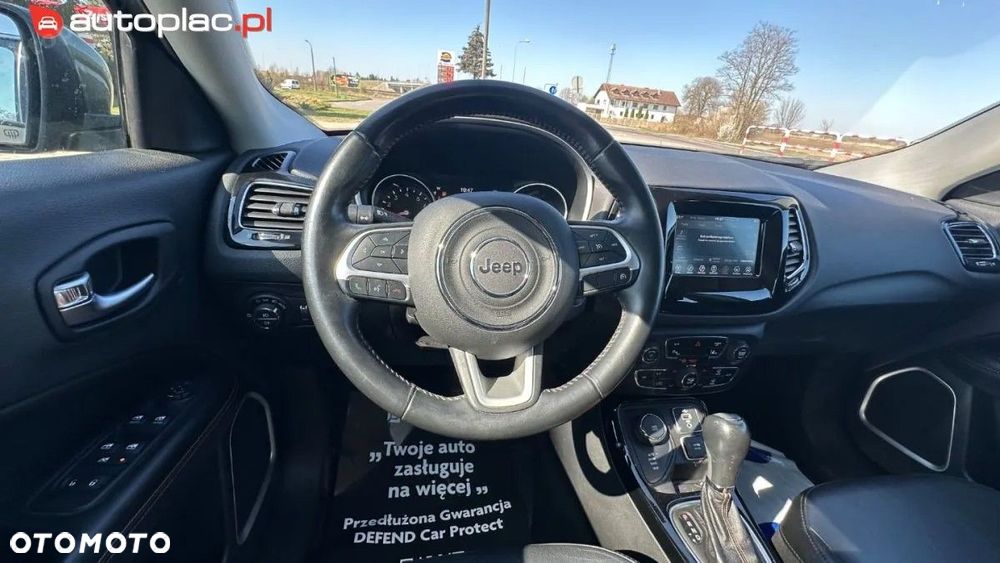 Jeep Compass - 30