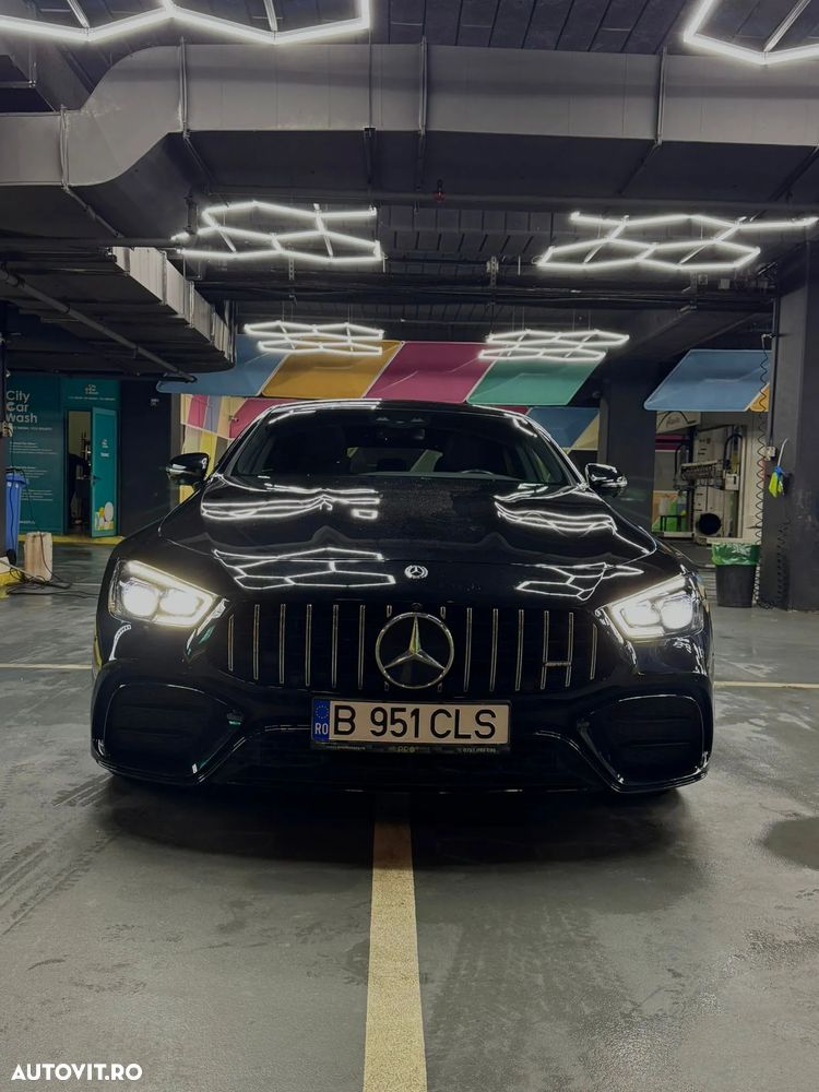 Mercedes-Benz AMG GT - 3