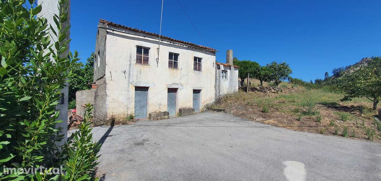 Quintinha com casa 90 m2 e terreno 3080 m2, perto da Amêndoa e Vila d - Grande imagem: 3/48