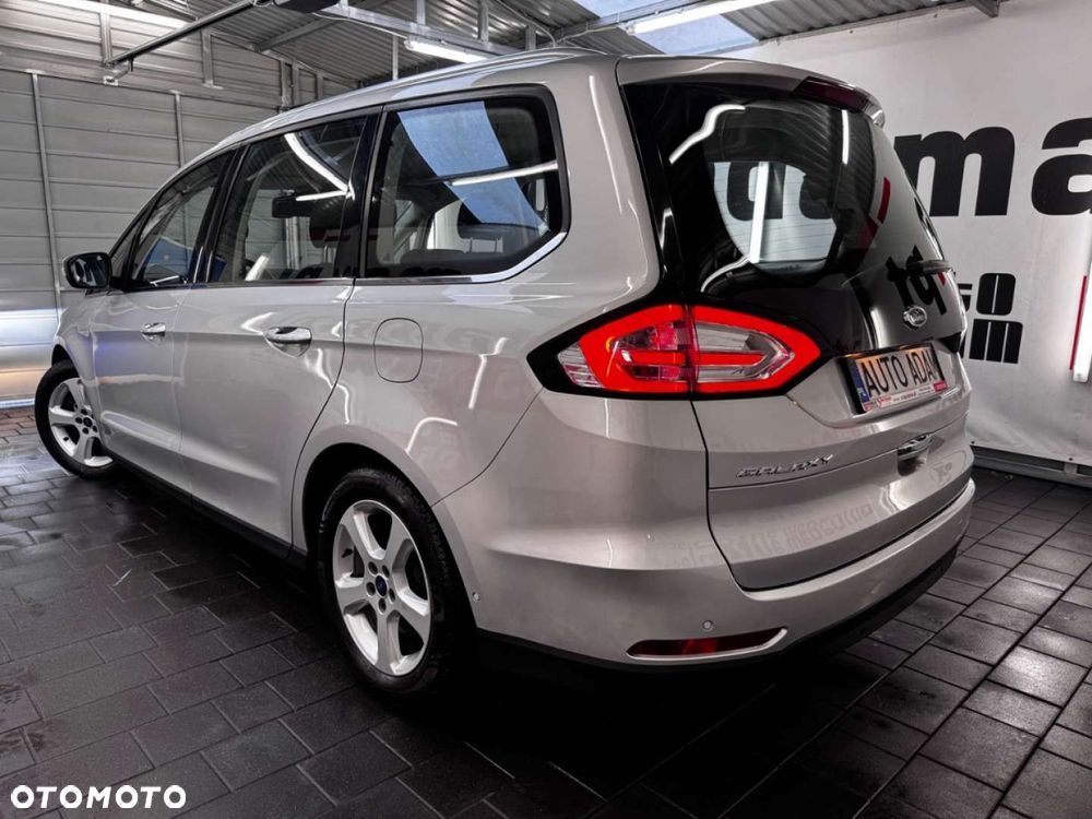 Ford Galaxy - 13