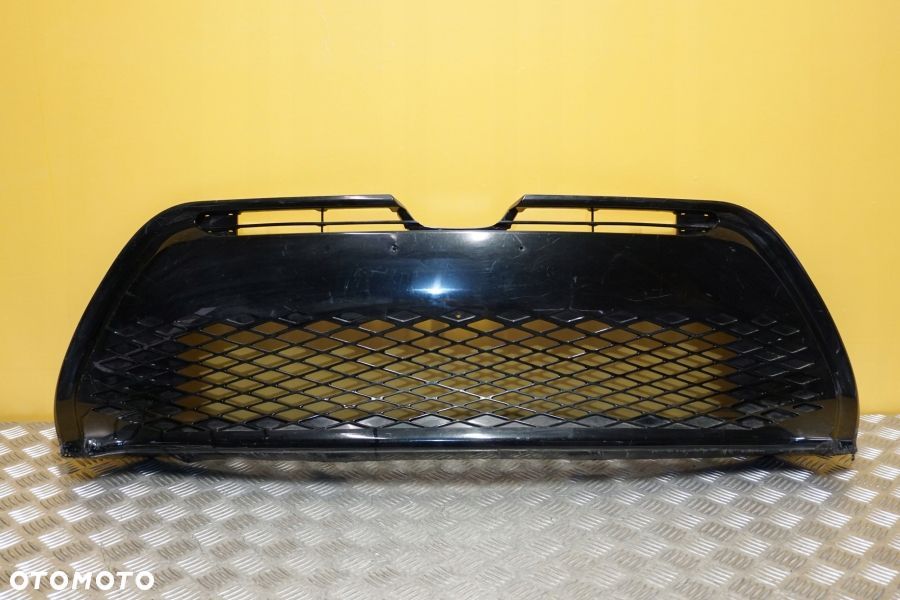 TOYOTA COROLLA 2017 - 2019 Atrapa Grill Przód USA - 1