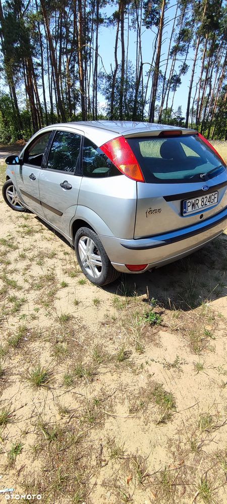 Ford Focus 1.4 X100 - 4