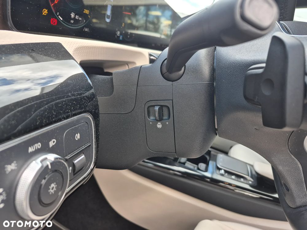 Mercedes-Benz CLA 180 d 8G-DCT - 19