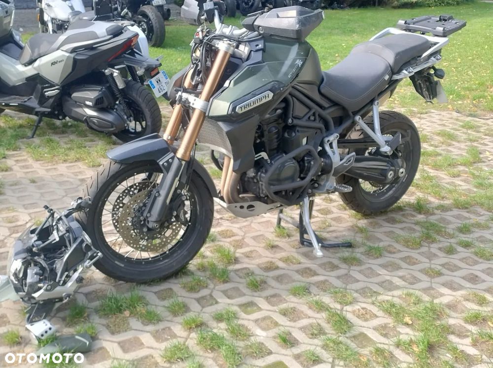 Triumph Tiger - 5