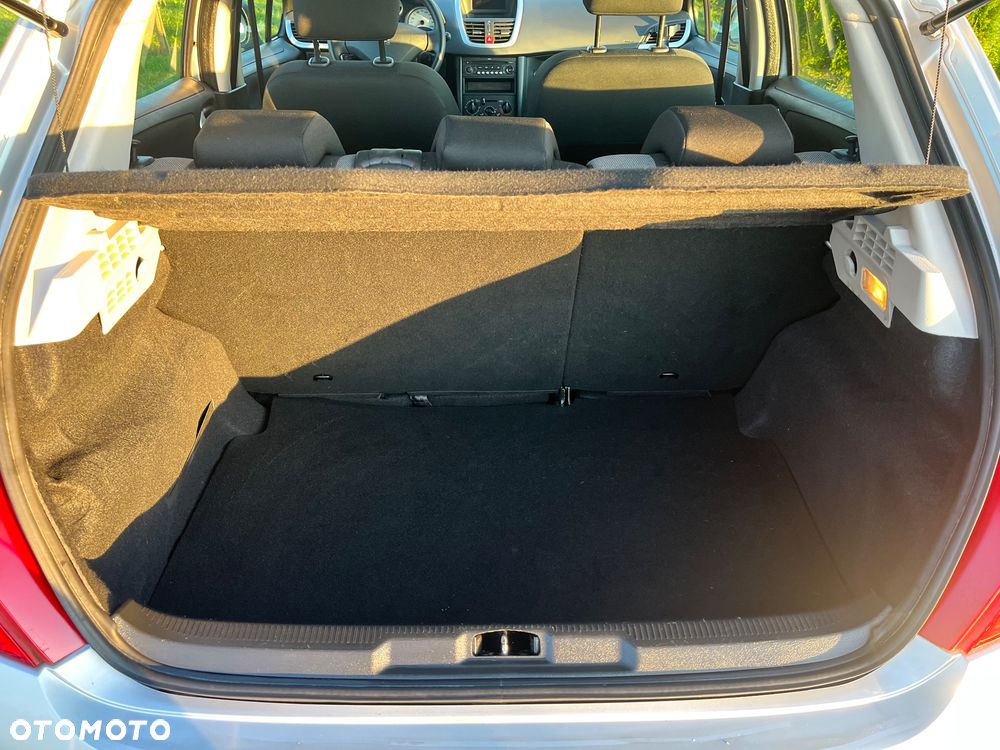 Peugeot 207 75 Urban Move - 9