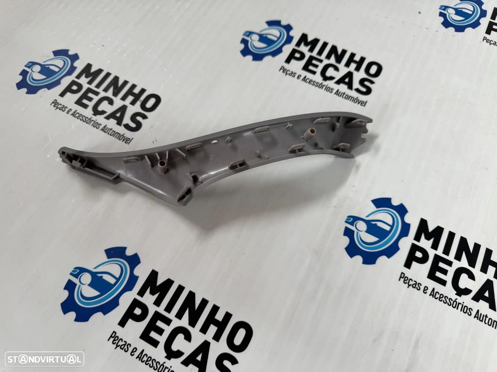 Capa Puxador Esquerdo BMW Série 5 (F10 F11 F18) Cinza - 3