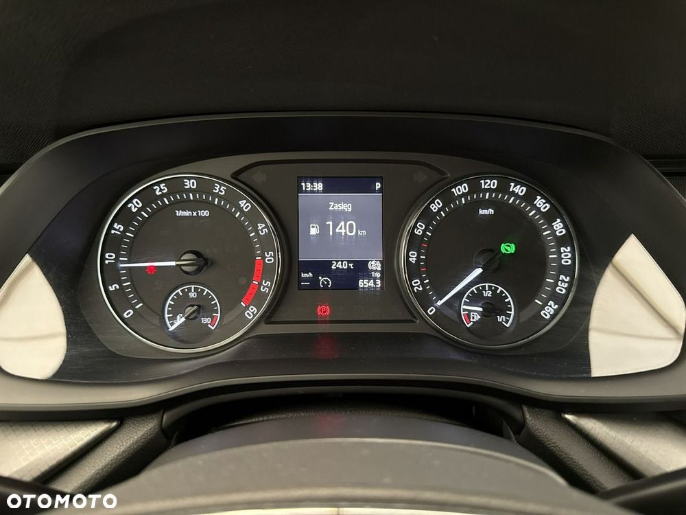 Skoda Octavia - 16