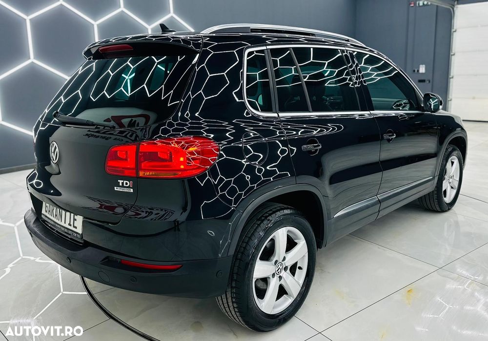 Volkswagen Tiguan 2.0 TDI DPF BlueMotion Technology Cup Sport & Style - 3