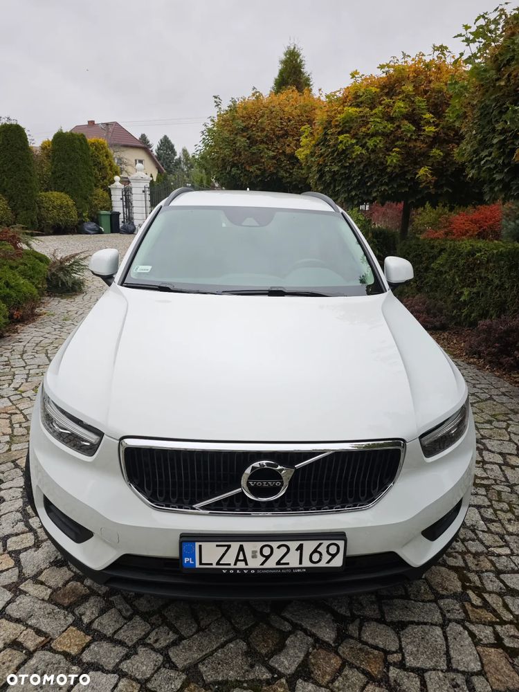 Volvo XC 40 T3 Momentum - 4