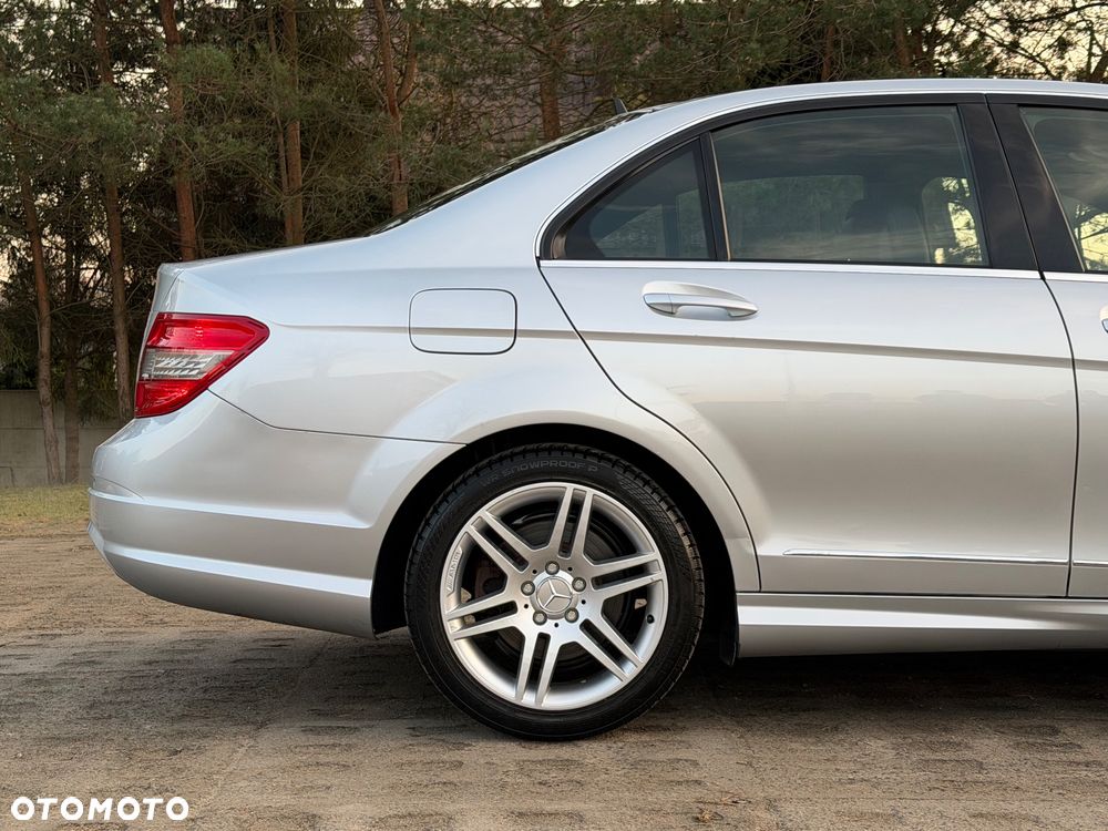 Mercedes-Benz Klasa C - 16