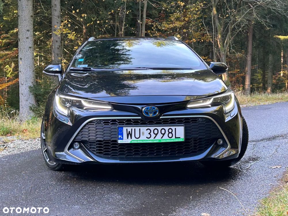 Toyota Corolla 2.0 Hybrid Executive - 18