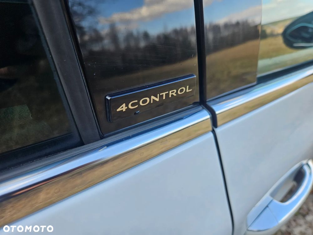 Renault Megane 1.6 dCi GT EDC - 17