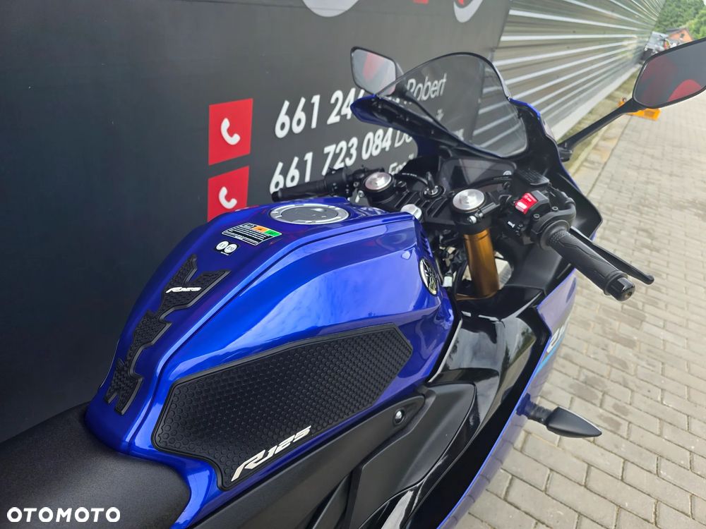 Yamaha YZF - 11