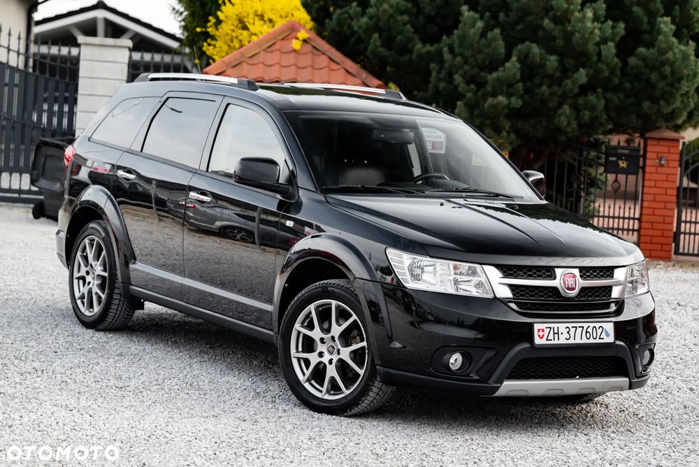 Fiat Freemont 2.0 Multijet 16V DPF Automatik Allrad Lounge - 2