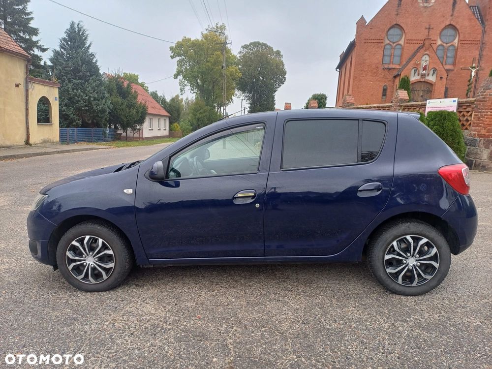 Dacia Sandero - 10