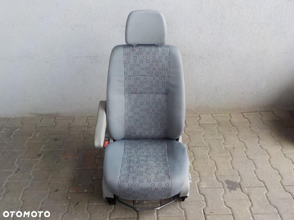 VW CRAFTER SPRINTER 906 FOTEL SIEDZENIE KIEROWCY PODŁOKIETNIK - 1