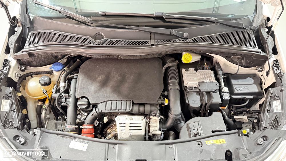 Peugeot 2008 1.2 PureTech Allure - 29