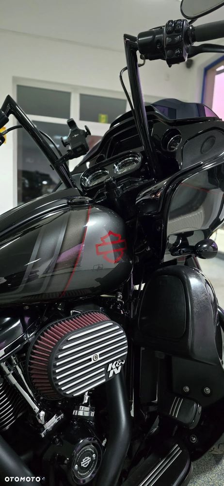 Harley-Davidson Touring Road Glide - 1