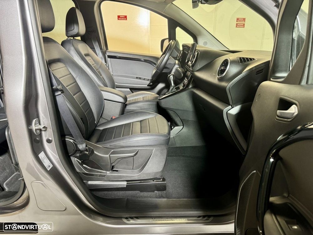 Mercedes-Benz T 180 d - 34