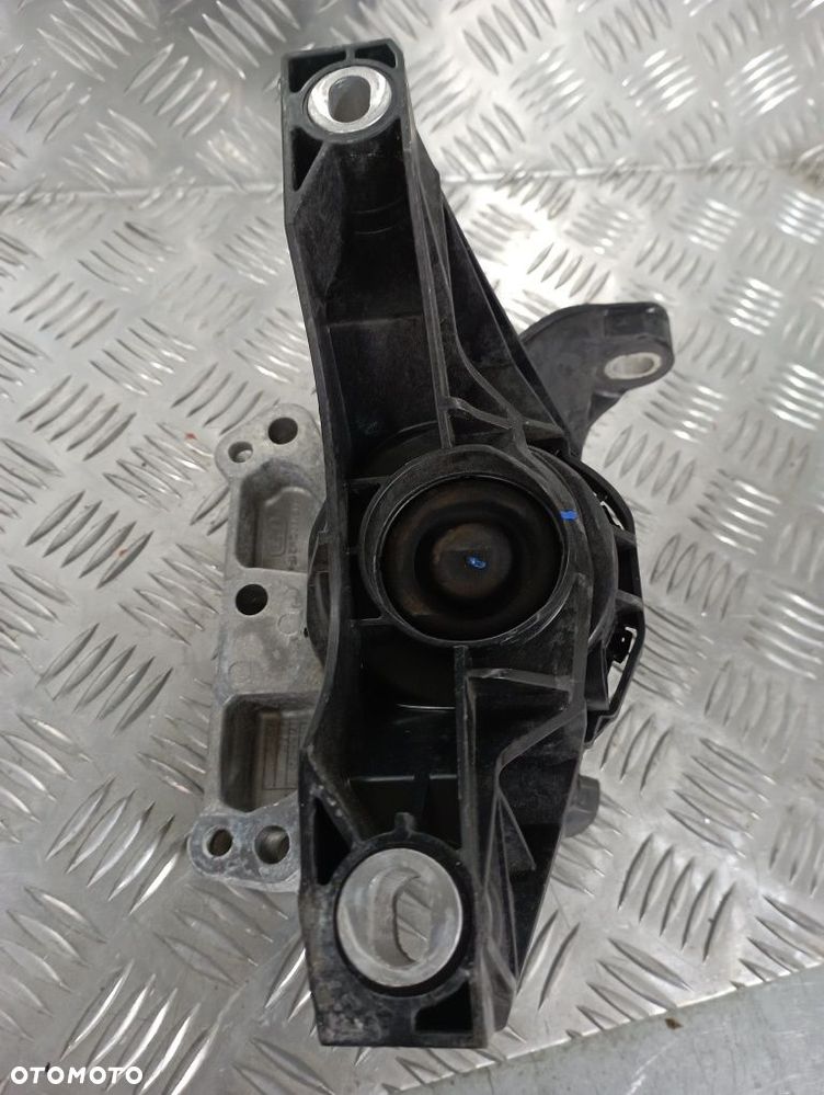 Łapa poduszka silnika Opel Astra L 6 Kombi 1.5 CDTI - 6